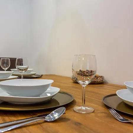 Goldcentral Dob-cozy Place Next To Mazel Tov-two Bedrooms * Budapest
