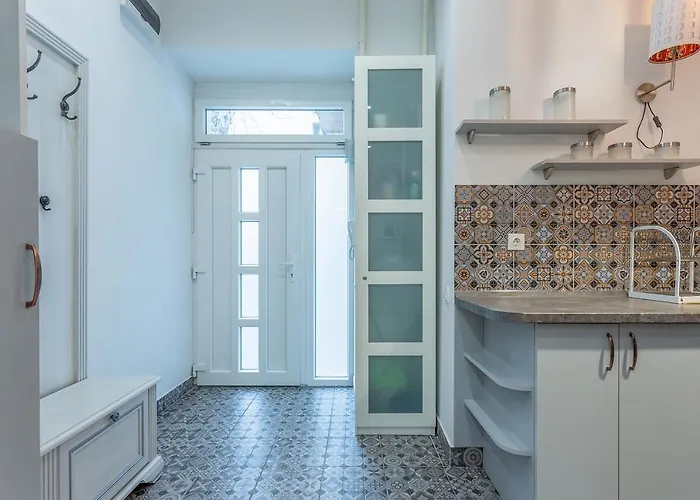 アパート Goldcentral Dob-cozy Place Next To Mazel Tov-two Bedrooms *