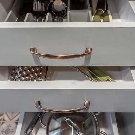 Goldcentral Dob Appartement