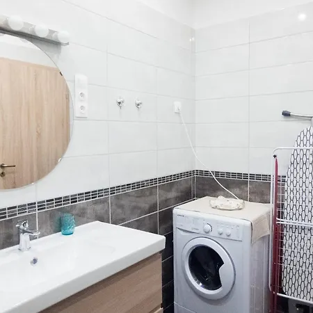 公寓 Goldcentral Dob-cozy Place Next To Mazel Tov-two Bedrooms 布达佩斯
